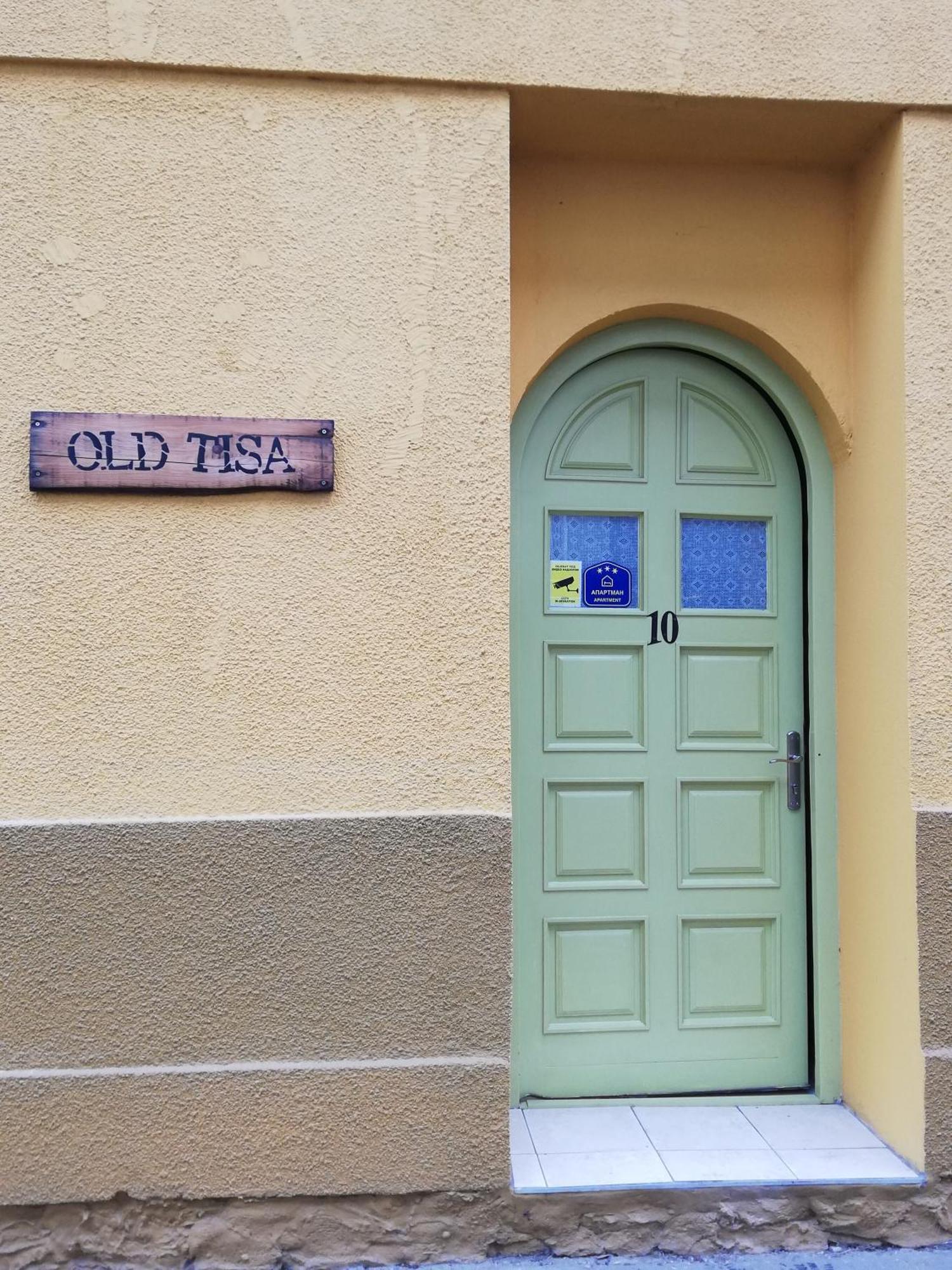 Old Tisa Apartment Senta Экстерьер фото